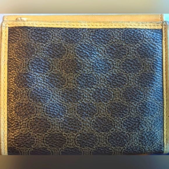 GUC brown/beige Vintage Celine Triomphe vintage compact tri fold macadam coated - Picture 5 of 9